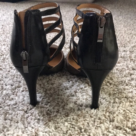 Franco Sarto Anniston Heels - Picture 3 of 4